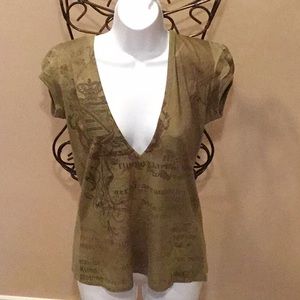 SHORT-SLEEVE HOODIE TEE